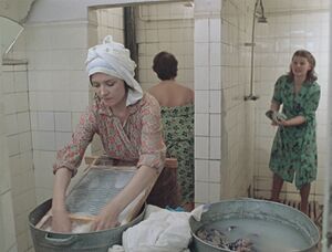 Moskva Slezam Ne Verit (1979) ep01 004-008.jpg