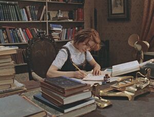 Moskva Slezam Ne Verit (1979) ep01 005-018 Vera Alentova.jpg