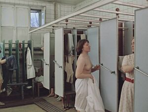 Moskva Slezam Ne Verit (1979) ep01 002-007.jpg