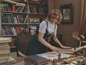 Moskva Slezam Ne Verit (1979) ep01 005-034 Vera Alentova.jpg