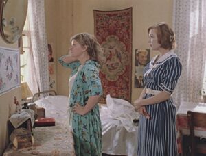 Moskva Slezam Ne Verit (1979) ep01 003-037 Irina Muravyeva.jpg