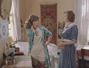 Moskva Slezam Ne Verit (1979) ep01 003-038 Irina Muravyeva.jpg